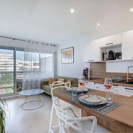 Coup De Coeur! Vue Mer! Terrasse Dangle! Apartament Antibes