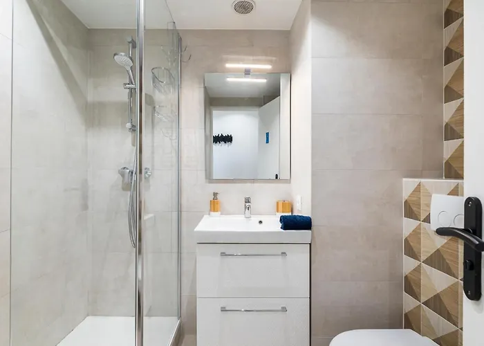 Appartement Coup De Coeur! Vue Mer! Terrasse Dangle! Antibes